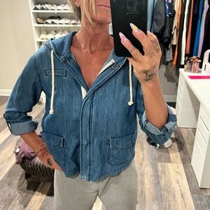 Urban Outfitters BDG light weight denim hooded jacket size M